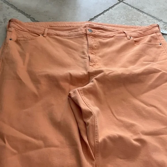 NWT Old Navy Orange Extra High Rise Sky Hi Wide Leg Cut- Off Jeans Size 26 Plus - Picture 5 of 8